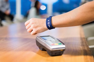 Visa wearable